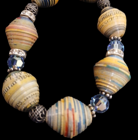 Multi Colored Bamboo Beads, Colored Glass Beads & Metal Beads On Elastic Band - Picture 4 of 6